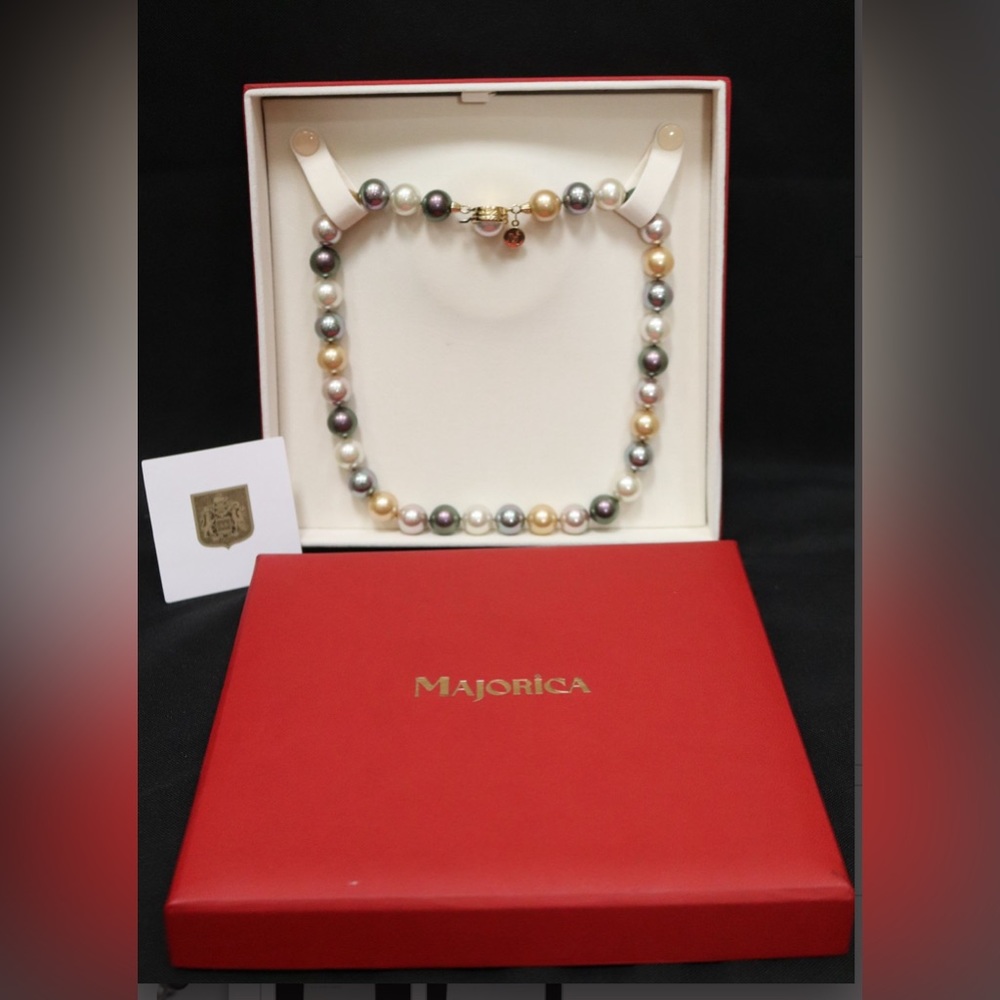 Majorica Designer Necklace With 925 Silver Clasp Including Original Box